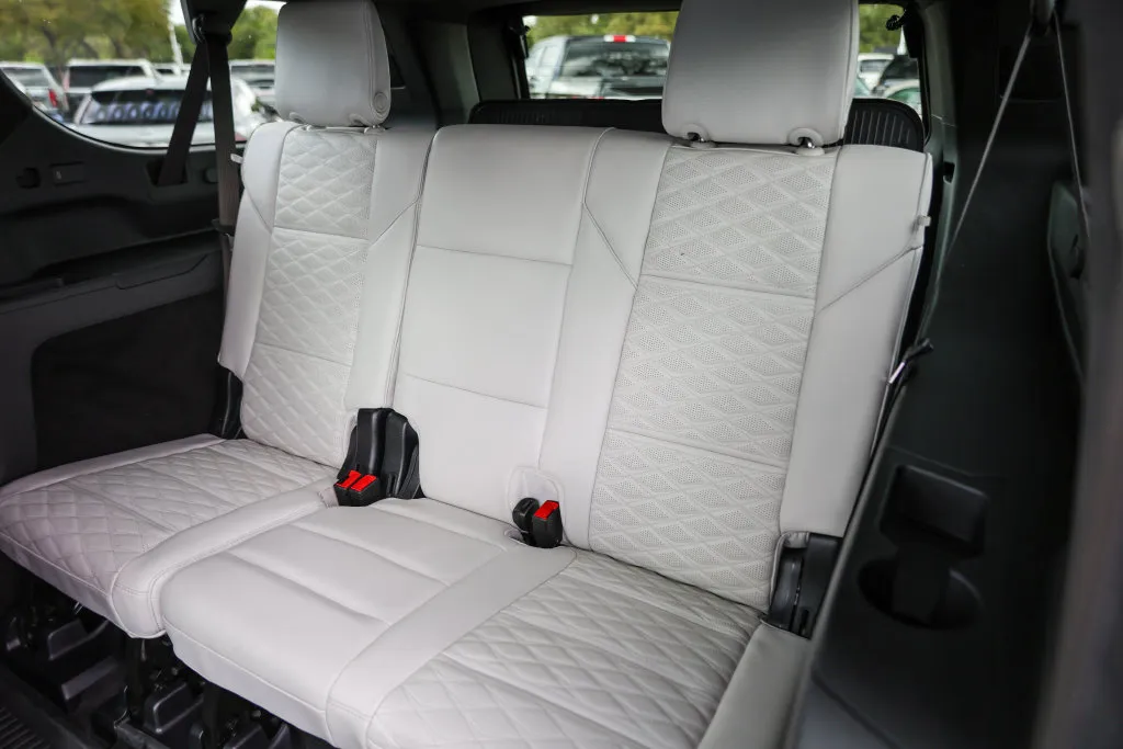 Cadillac Escalade ESV photo 25