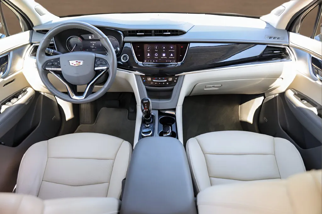 Cadillac XT6 photo 27