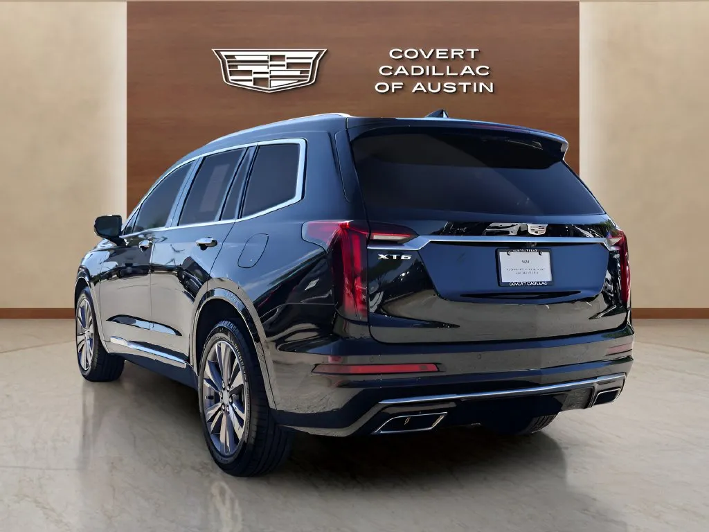 Cadillac XT6 photo 3