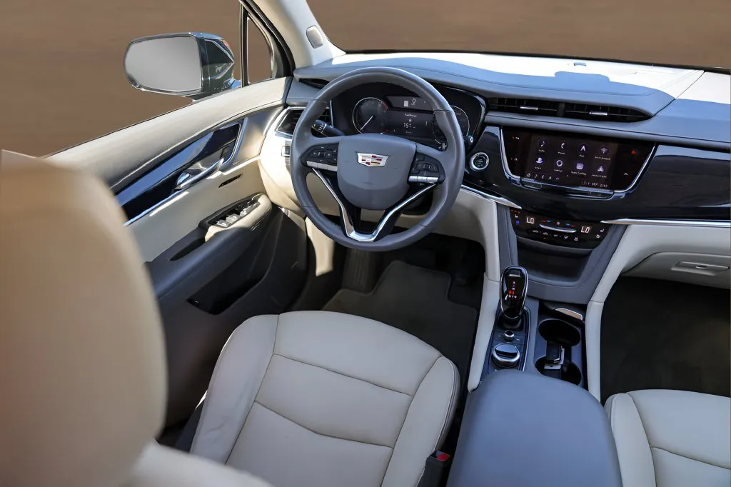 Cadillac XT6 photo 28