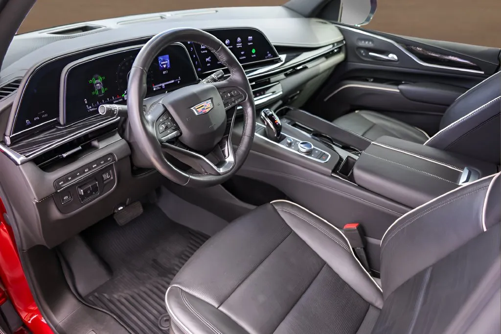 Cadillac Escalade ESV photo 10