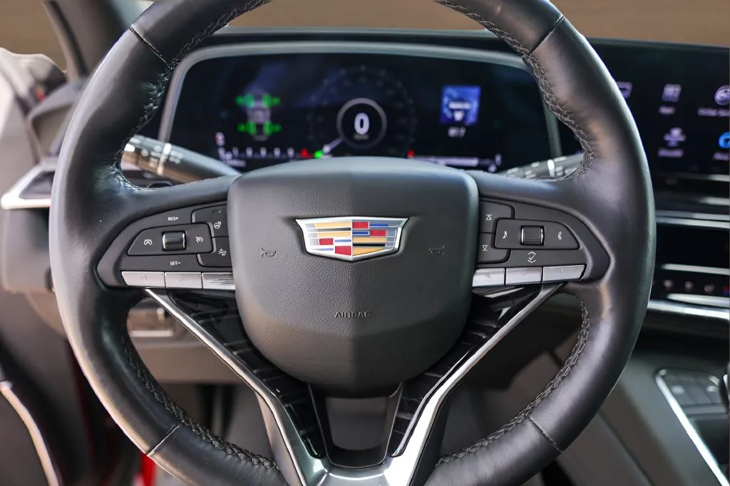 Cadillac Escalade ESV photo 12
