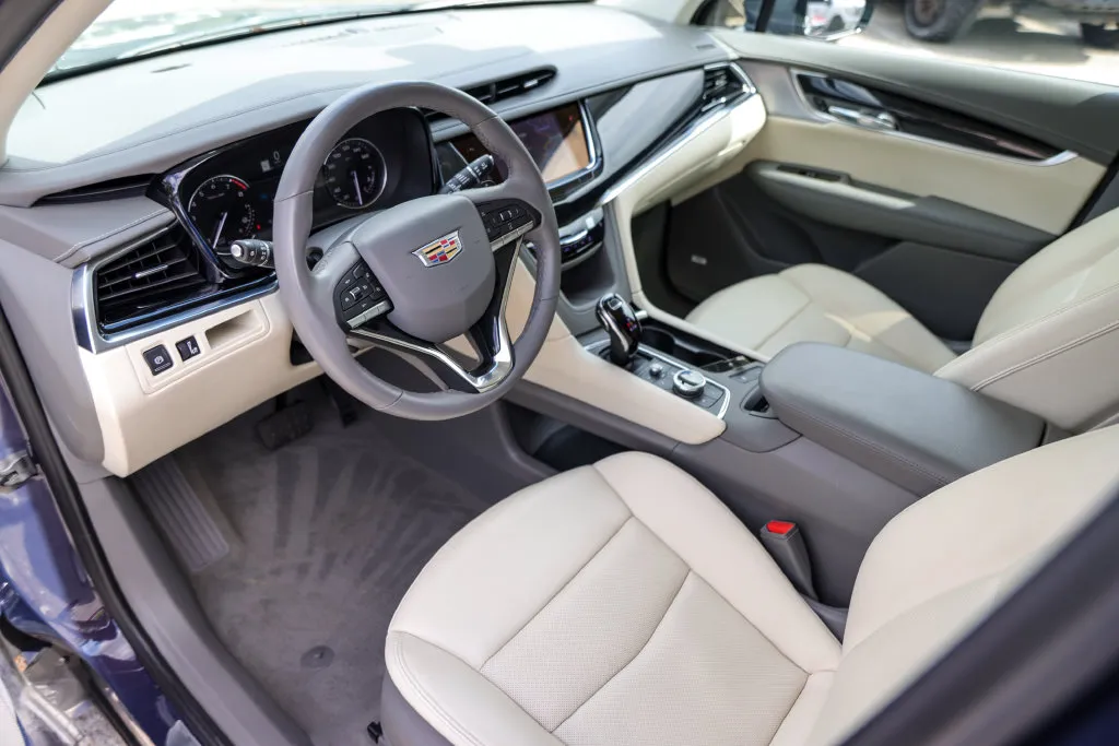 Cadillac XT6 photo 10