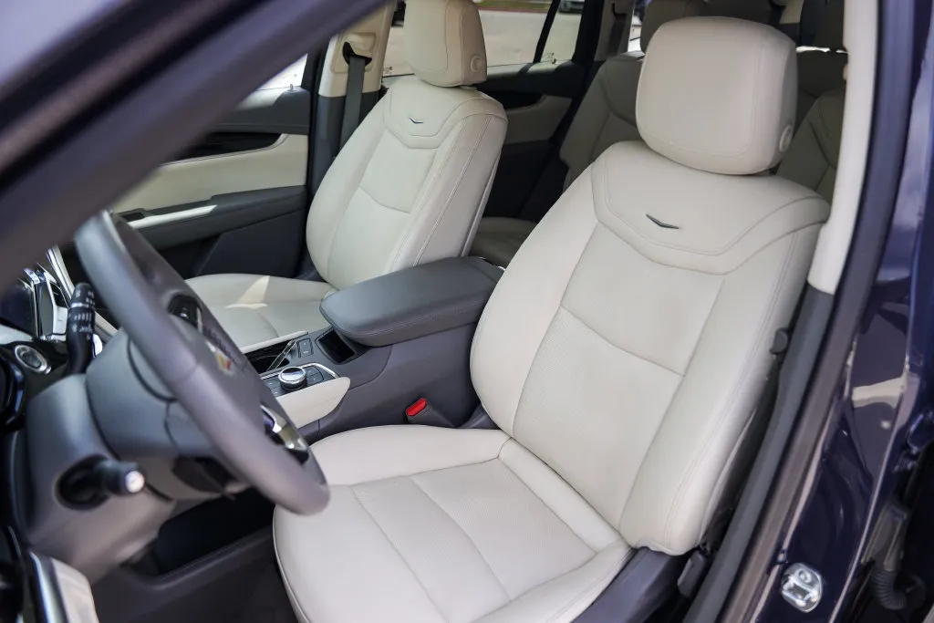 Cadillac XT6 photo 7