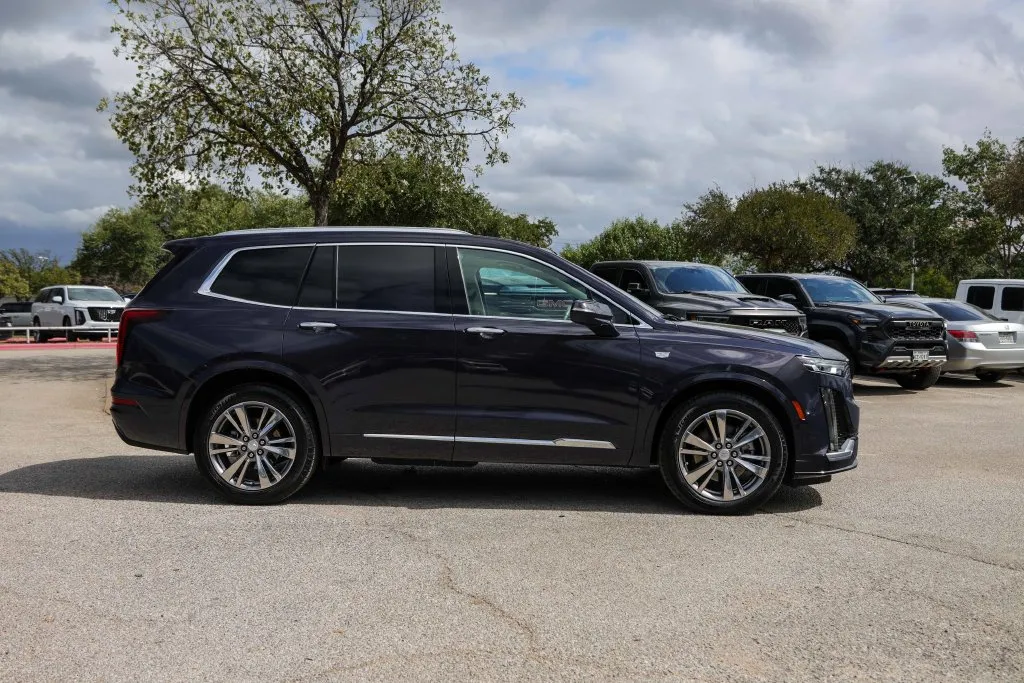 Cadillac XT6 photo 5
