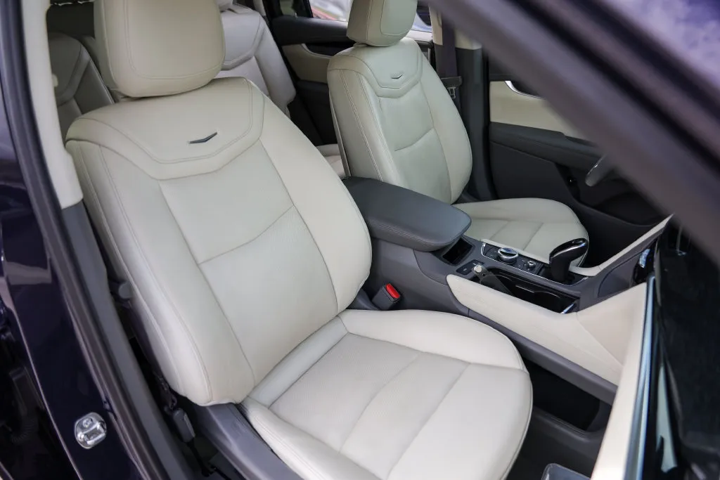 Cadillac XT6 photo 33