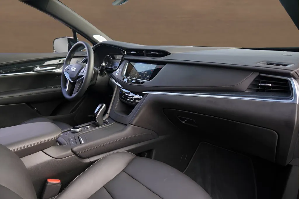 Cadillac XT5 photo 22