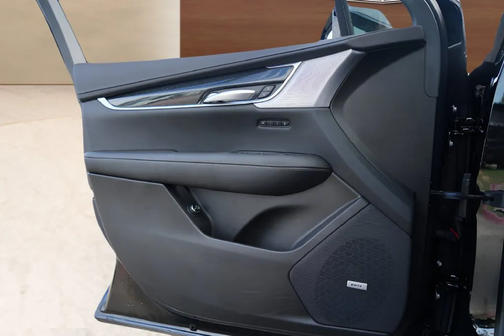 Cadillac XT5 photo 20