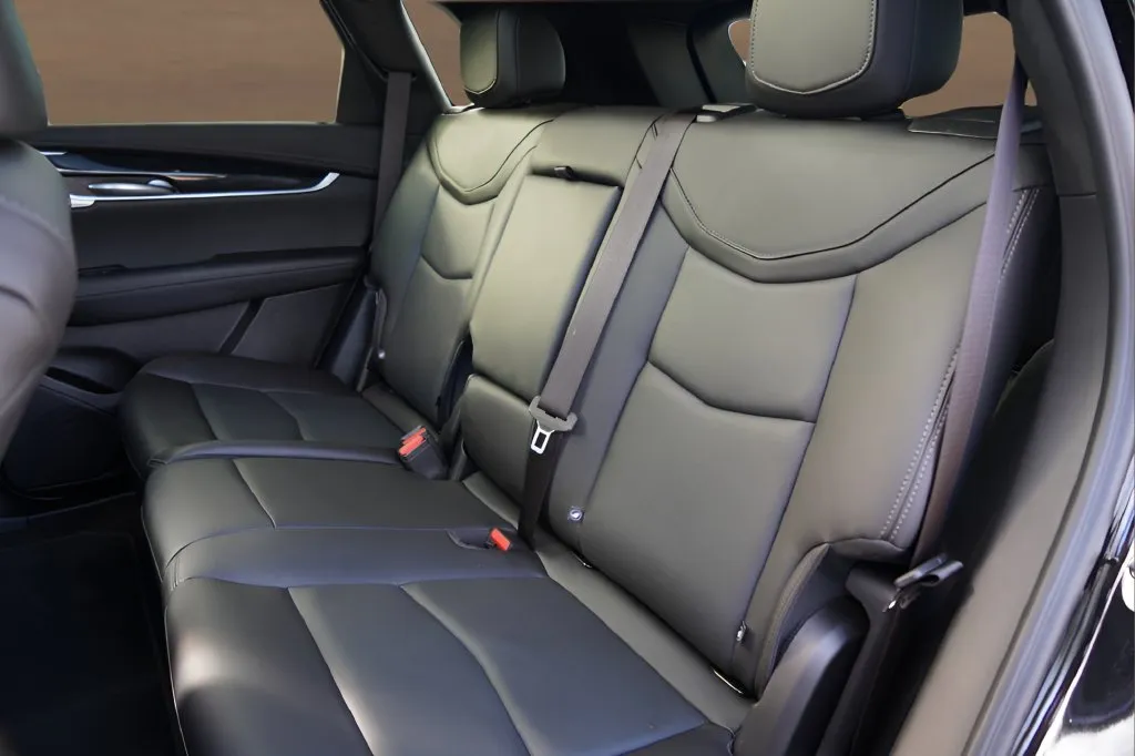 Cadillac XT5 photo 30