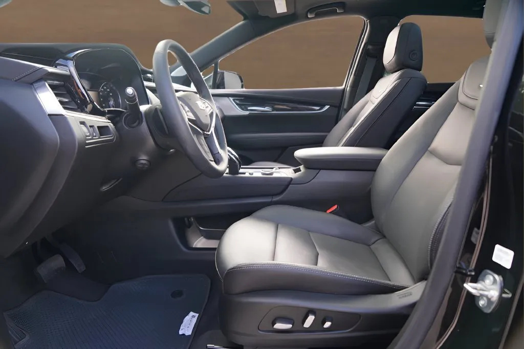 Cadillac XT5 photo 10