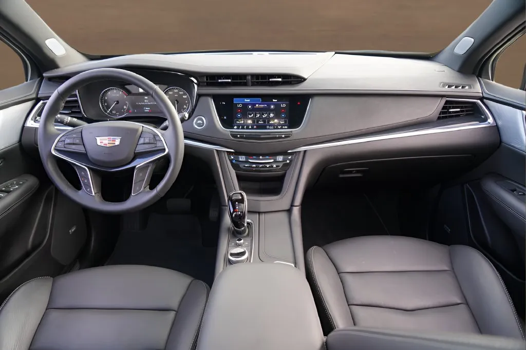 Cadillac XT5 photo 25