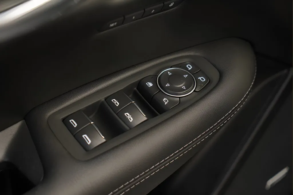 Cadillac XT5 photo 21