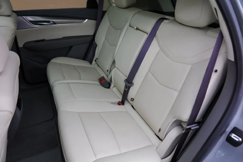 Cadillac XT5 photo 25