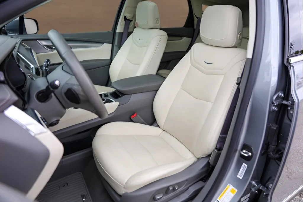 Cadillac XT5 photo 7