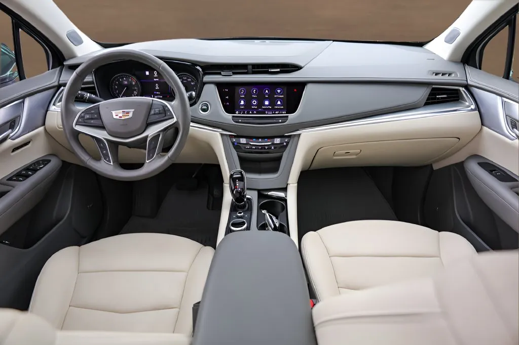 Cadillac XT5 photo 26