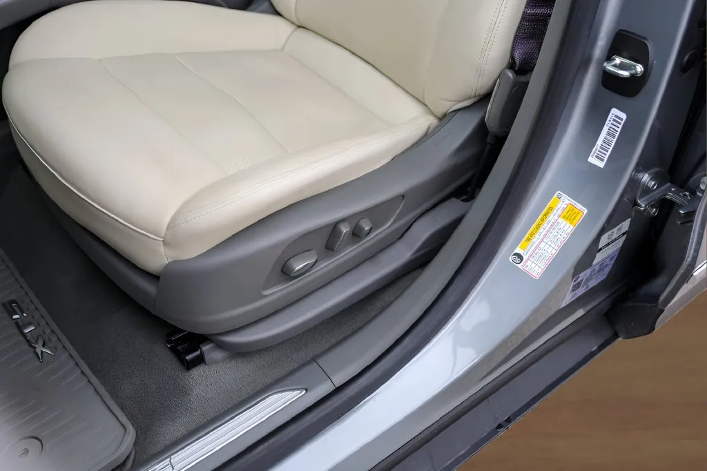 Cadillac XT5 photo 8