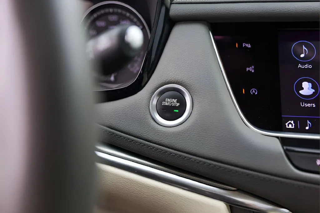 Cadillac XT5 photo 18
