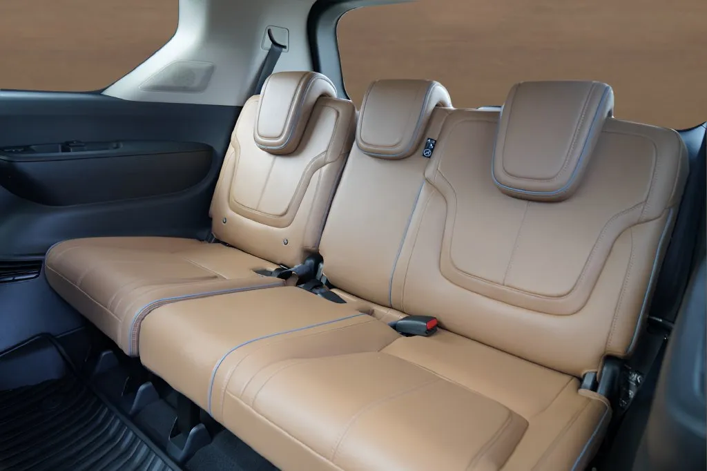 Infiniti QX80 photo 33