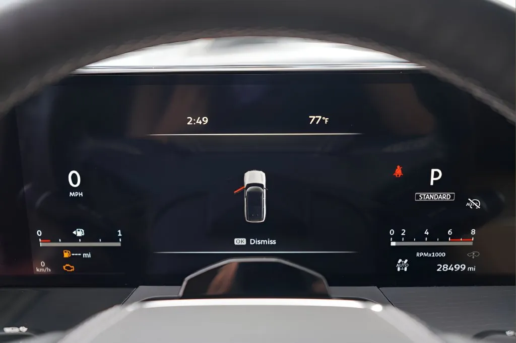Infiniti QX80 photo 15