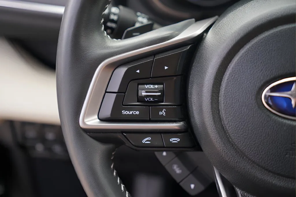 Subaru Ascent photo 12