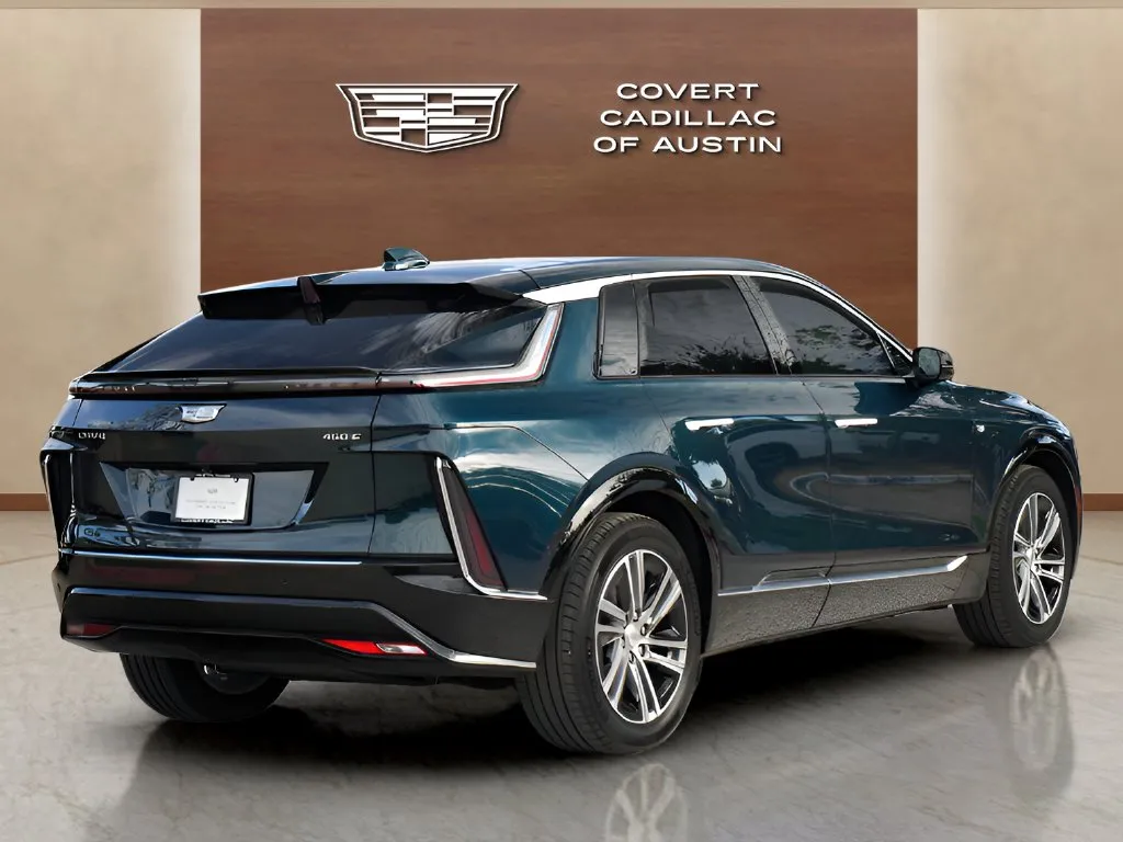 Cadillac Lyriq photo 7
