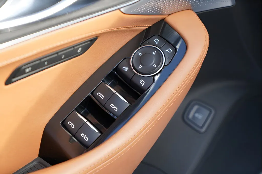 Cadillac CT5 photo 23