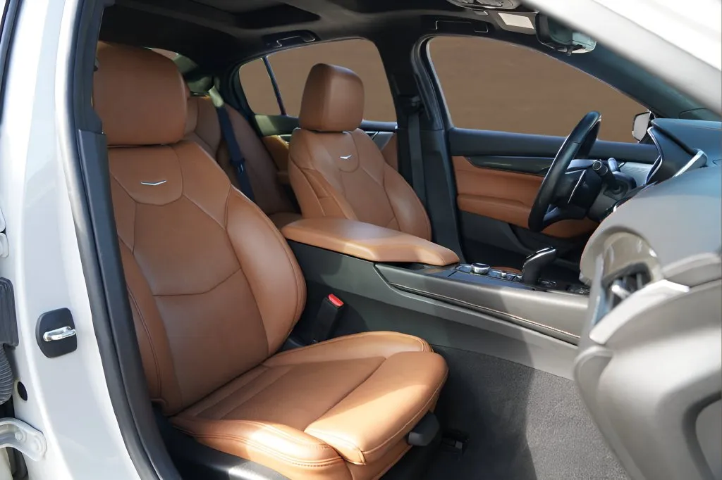 Cadillac CT5 photo 26
