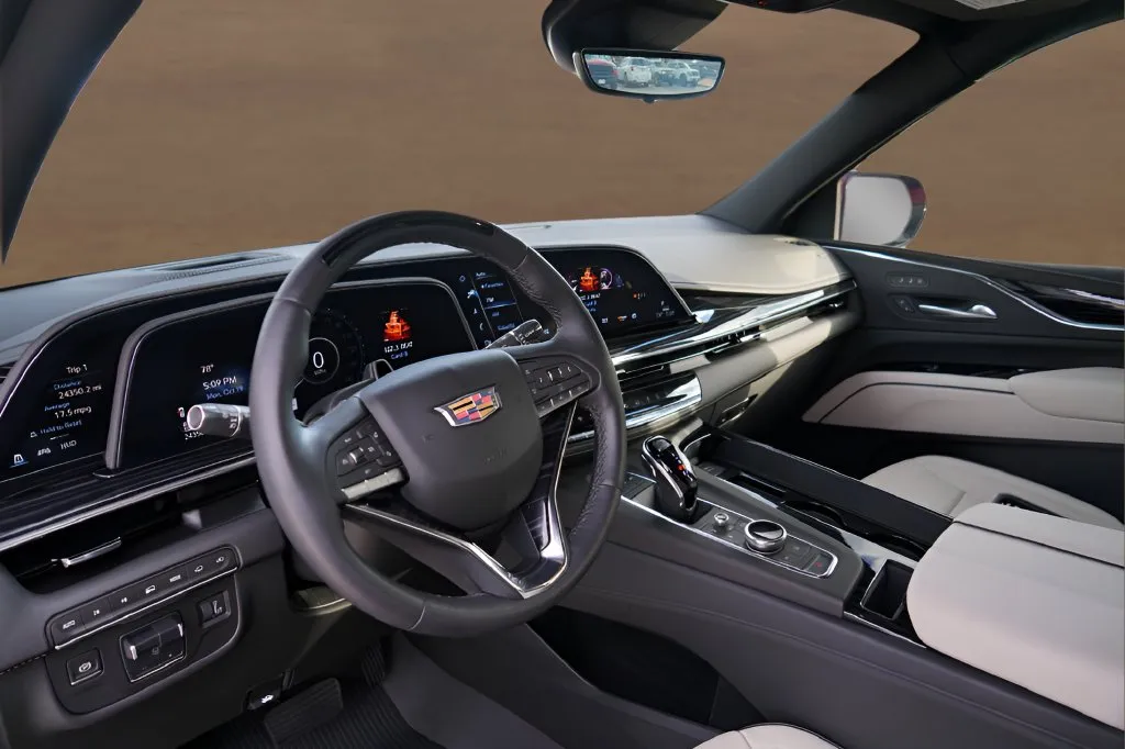 Cadillac Escalade photo 9