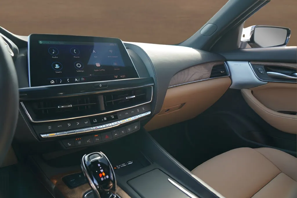 Cadillac CT5 photo 17