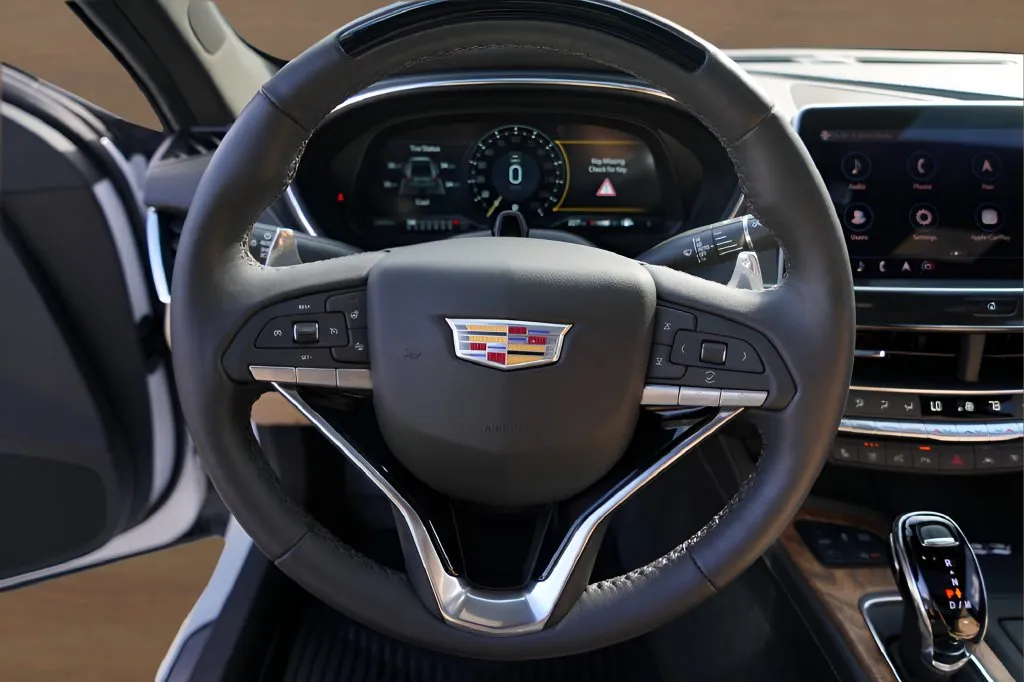 Cadillac CT5 photo 12