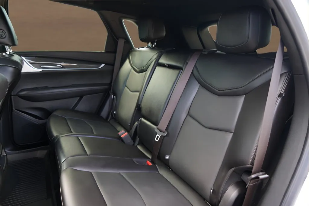 Cadillac XT5 photo 30