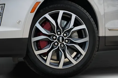 More photos of 2024 Cadillac XT5 Sport at Covert Cadillac, TX