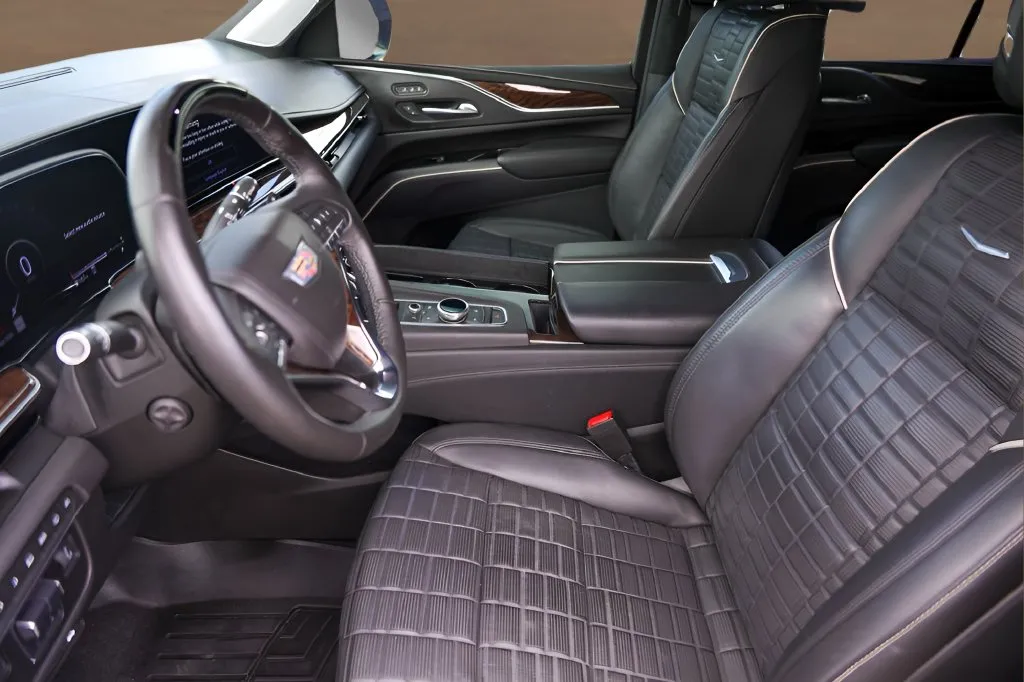 Cadillac Escalade photo 16