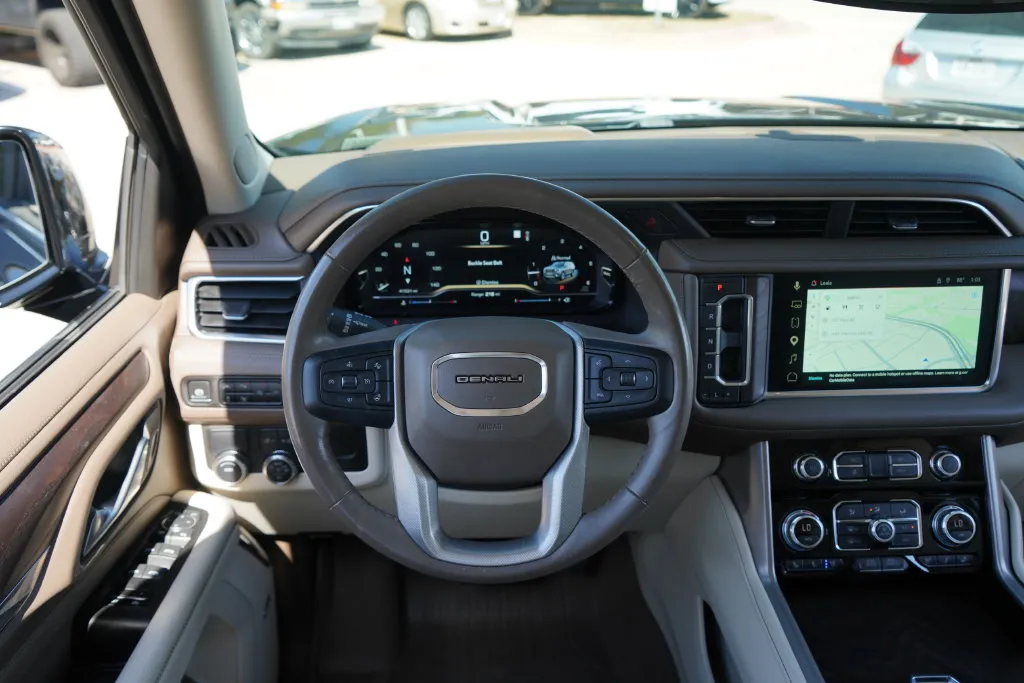 GMC Yukon photo 26