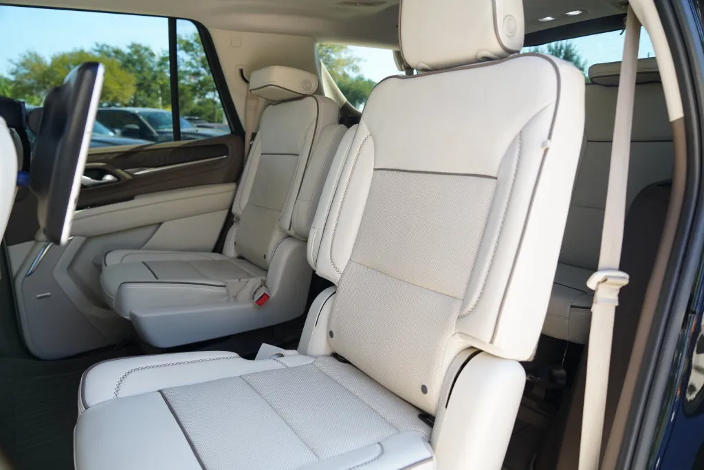 GMC Yukon photo 32