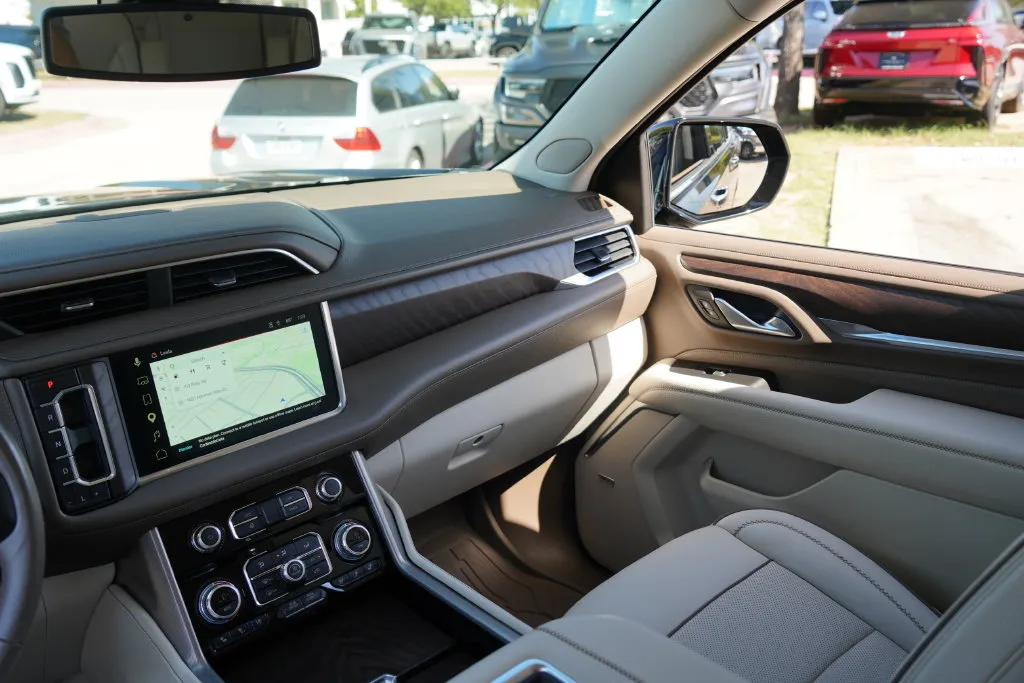 GMC Yukon photo 27