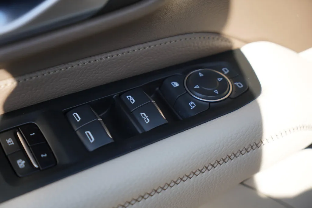 GMC Yukon photo 21