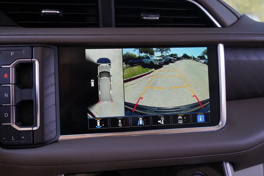 GMC Yukon photo 15