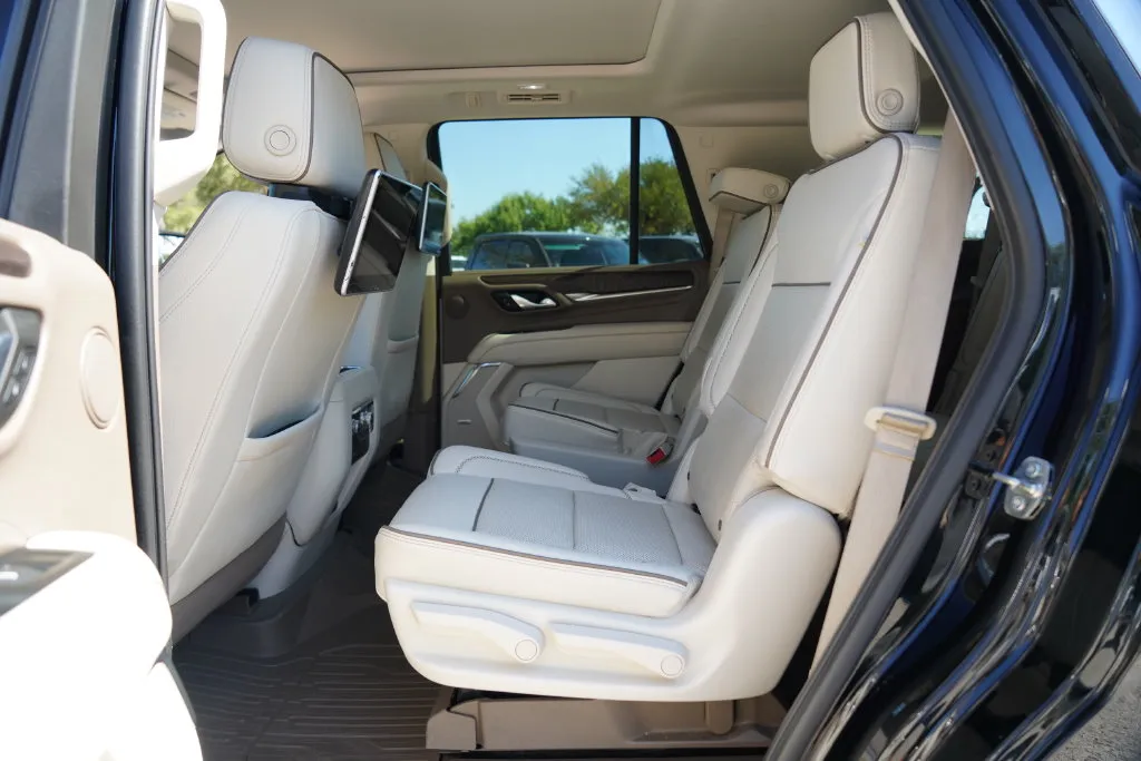 GMC Yukon photo 30
