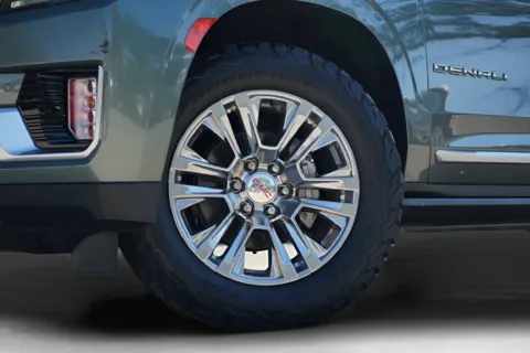 More photos of 2023 GMC Yukon XL Denali at Covert Cadillac, TX