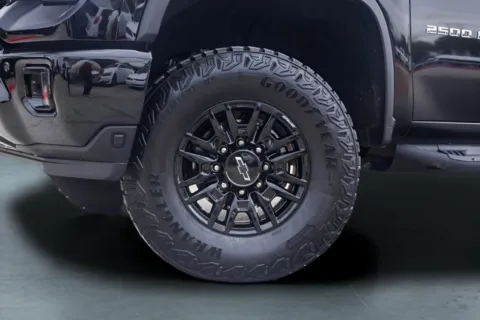 More photos of 2025 Chevrolet Silverado 2500HD ZR2 at Covert Buick GMC, TX