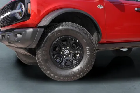 More photos of 2023 Ford Bronco Wildtrak at Covert Buick GMC, TX