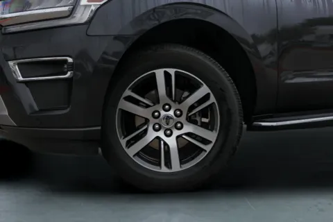 More photos of 2023 Ford Expedition Max Limited at Covert Buick GMC, TX