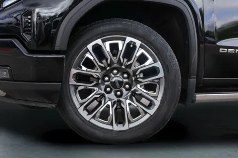 More photos of 2024 GMC Sierra 1500 Denali Ultimate at Covert Buick GMC, TX