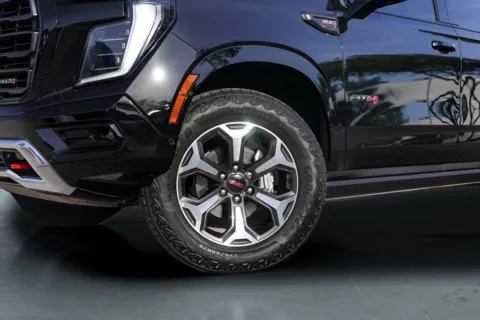 More photos of 2025 GMC Yukon AT4 Ultimate at Covert Buick GMC, TX