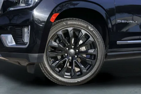 More photos of 2022 GMC Yukon XL Denali at Covert Buick GMC, TX