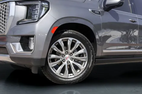 More photos of 2022 GMC Yukon XL Denali at Covert Buick GMC, TX