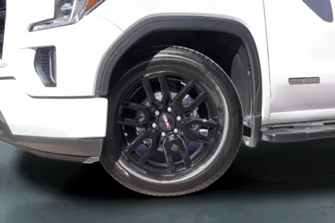 More photos of 2021 GMC Sierra 1500 Elevation at Covert Buick GMC, TX