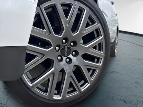 More photos of 2025 GMC Yukon Denali Ultimate at Covert Buick GMC, TX