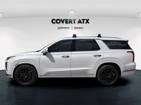 More photos of 2023 Hyundai Palisade Calligraphy at Covert Buick GMC, TX
